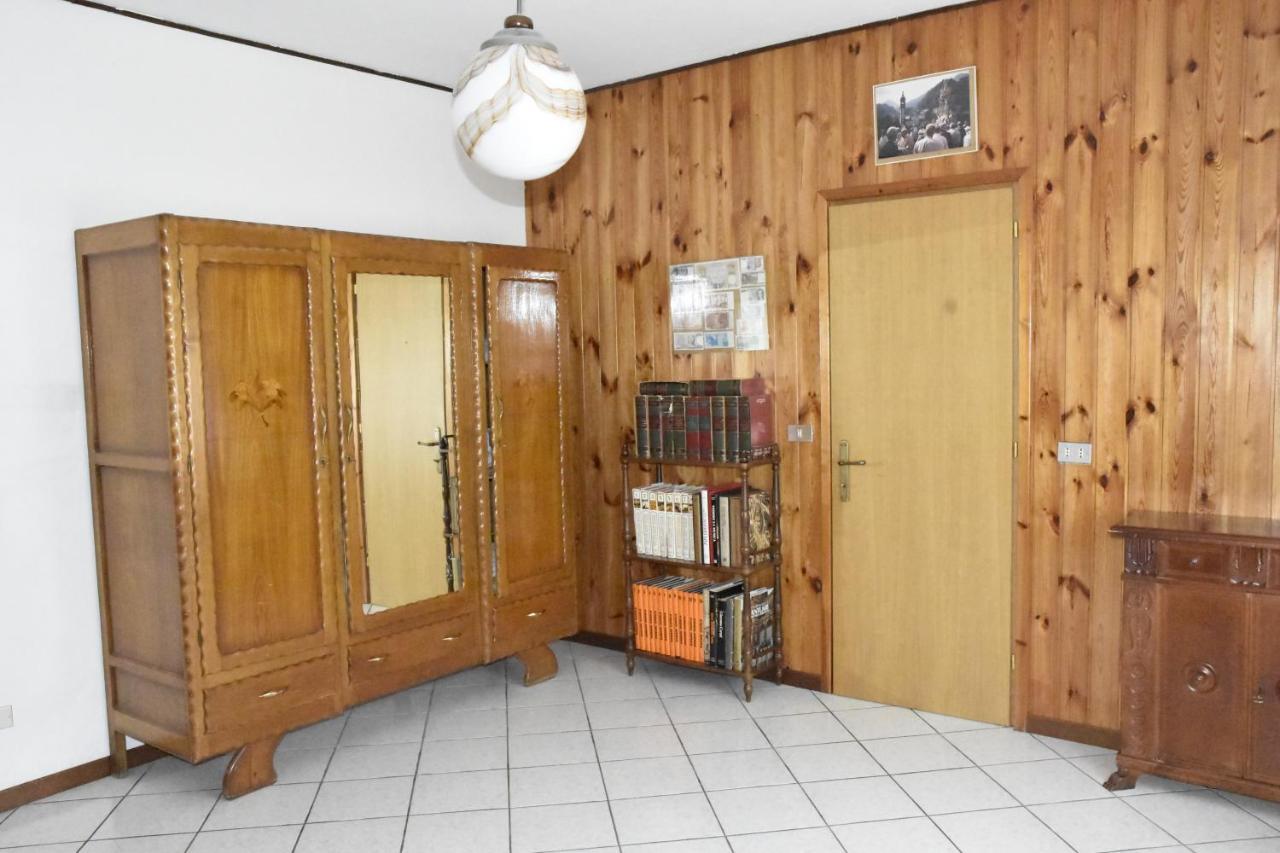 Casa Vacanza Dolcevita Averara エクステリア 写真